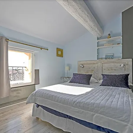 Maison Capucine Mèze