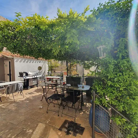 Maison Capucine Mèze